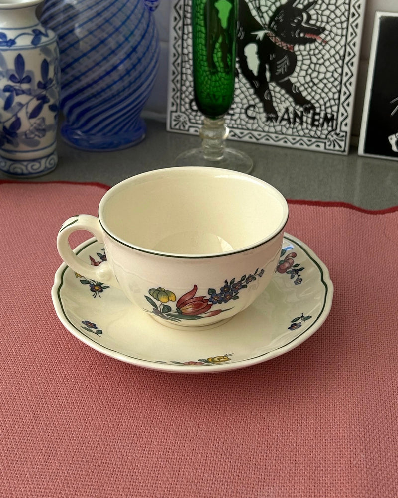 Villeroy & Boch “Alt Strasbourg” Cup & Saucer *1
