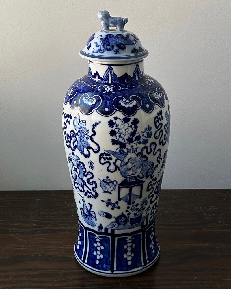 Large Blue & White Chinese Vase
