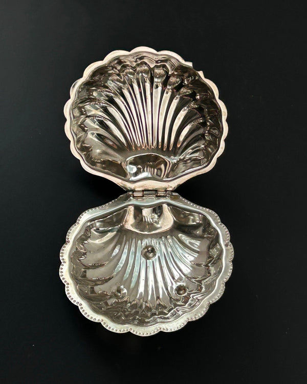Shell Shaped Caviar Dish