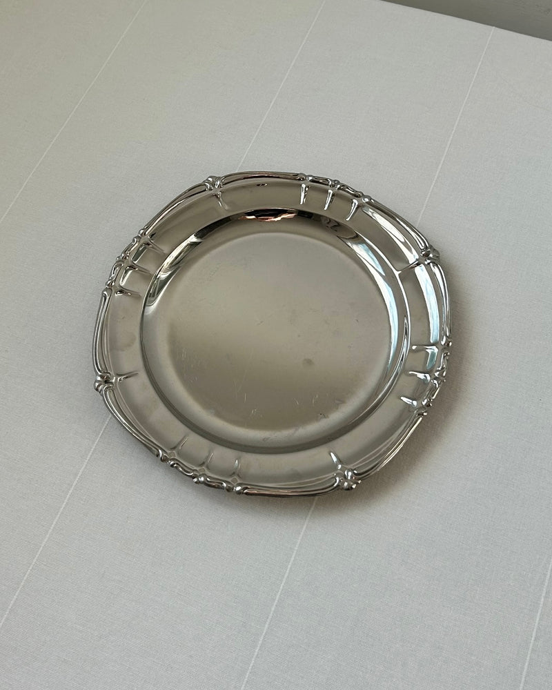 Pair of Round Trays (M)
