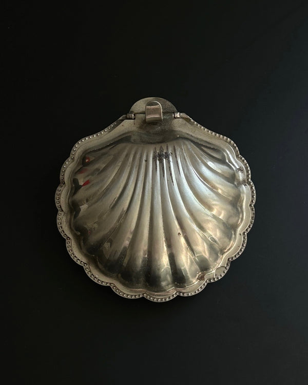 Shell Shaped Caviar Dish
