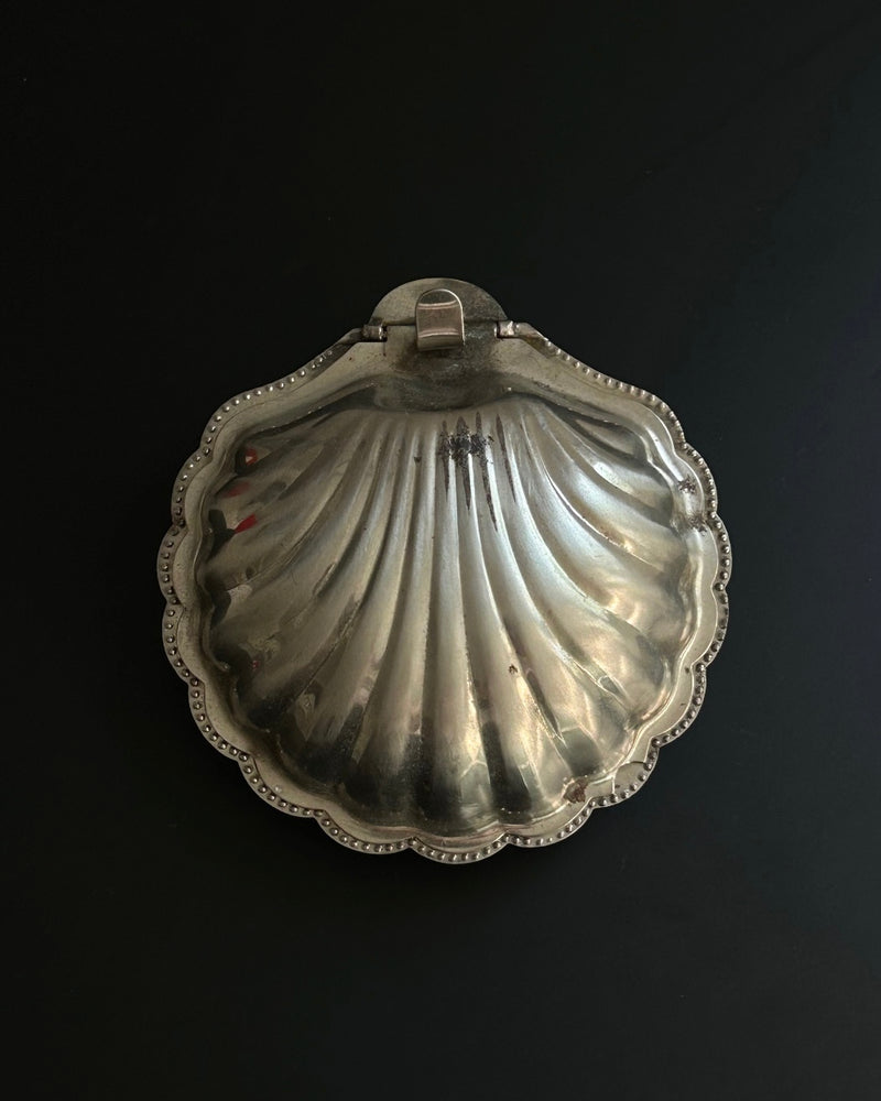 Shell Shaped Caviar Dish