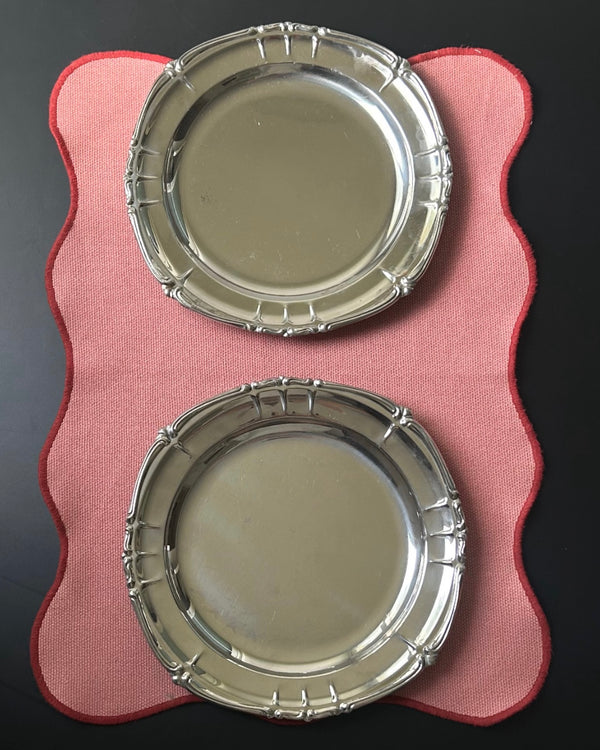 Pair of Round Trays (M)