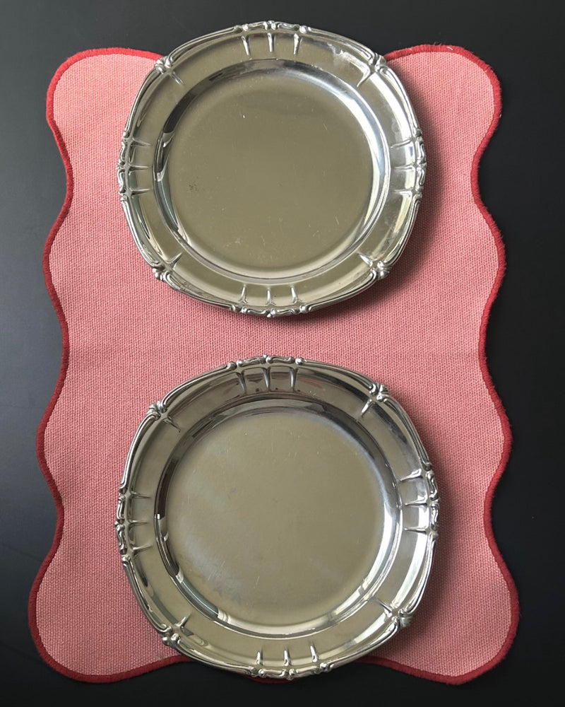 Pair of Round Trays (M)