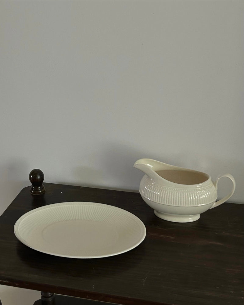 Large Wedgwood Gravy Boat with Underplate