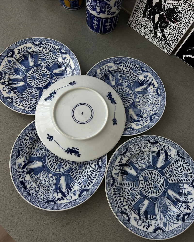 Set of 5 Antique Chinoiserie Porcelain Plates