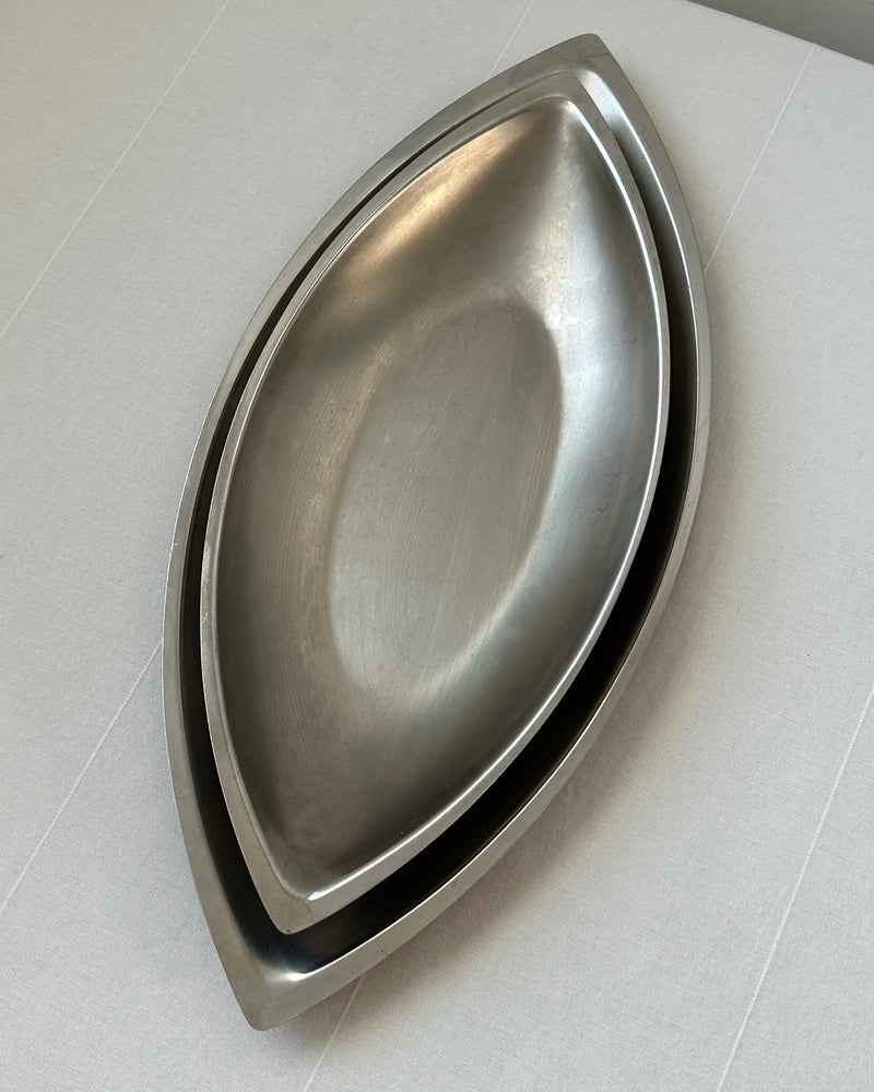 Pair of Stainless Steel Trays (L)