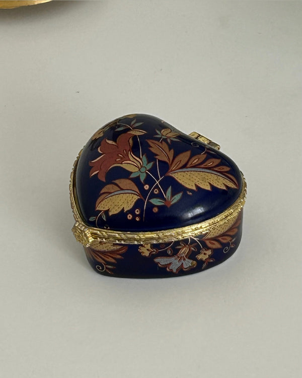 Heart-Shaped Porcelain Rings/Pill Box